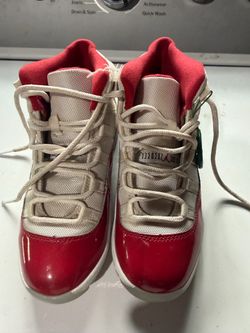 Jordan 11 cherry red