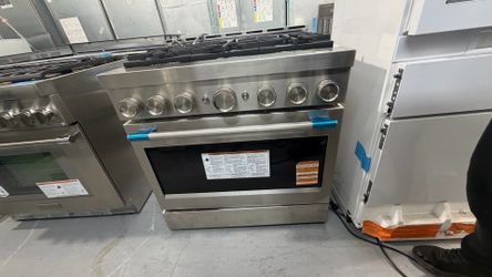 🔥 BRAND NEW KITCHENAID 36” COMMERCIAL-STYLE GAS RANGE 🔥  💥 20% OFF RETAIL PRICE!  💲 MSRP: $6,029 🔥 SALE PRICE: $4,799 💰 YOU SAVE: $1,230  Upgrad