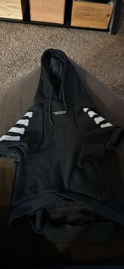  Medium Size Reflective dog hoodie with Cuban link dog collar and jeweled “R” initial