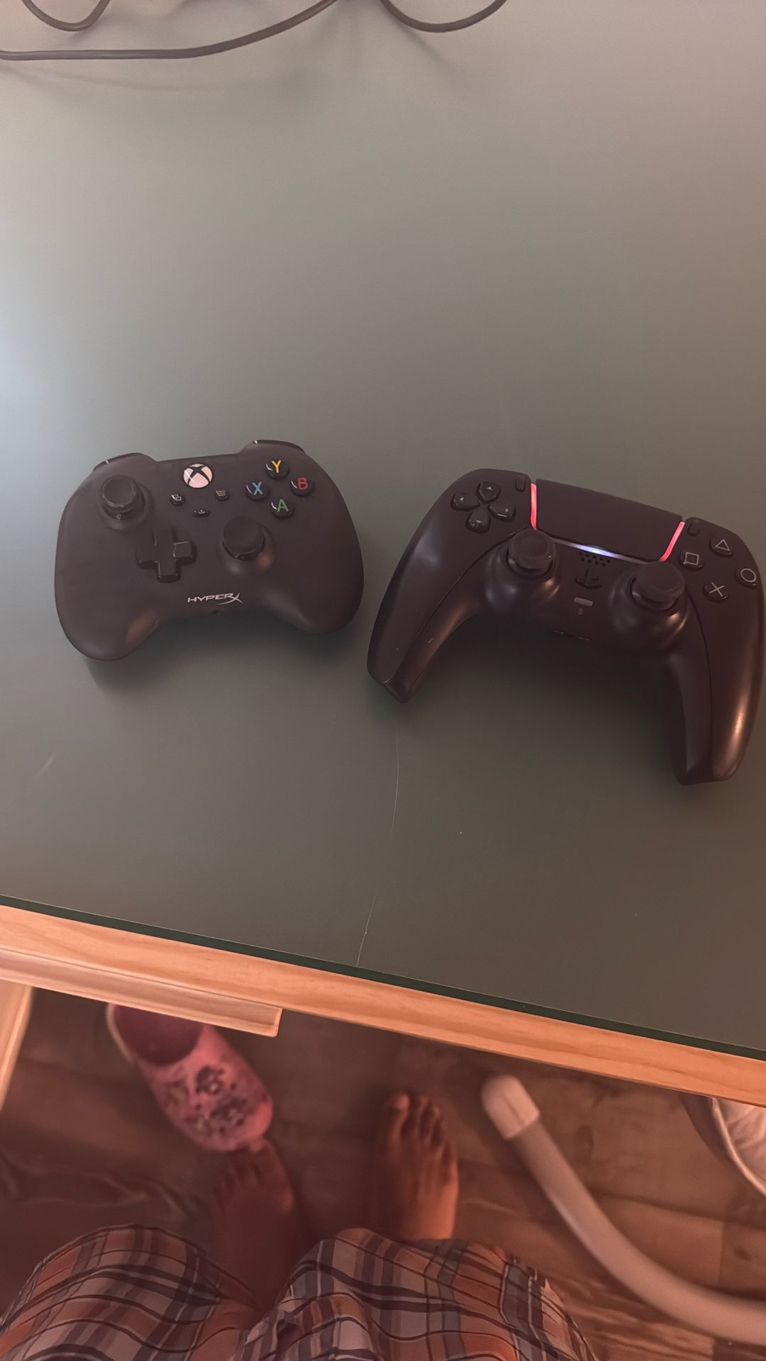 xbox mini hyper x controller and ps5 controller