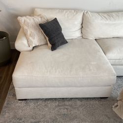 POTTERY BARN SECTIONAL LIGHTLY USED 
