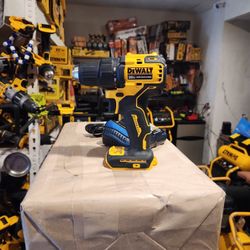 DEWALT
ATOMIC 20V MAX Cordless Brushless Compact 1/2 in. Drill/Driver (Tool Only)
STORE PRICE $139