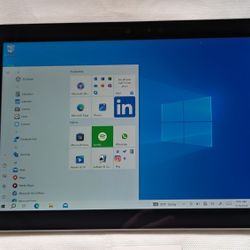 NICE MICROSOFT SURFACE GO  WINDOWS 10 TABLET  10.5" 128GB STORAGE 4GB RAM
Compact Surface GO TABLET 