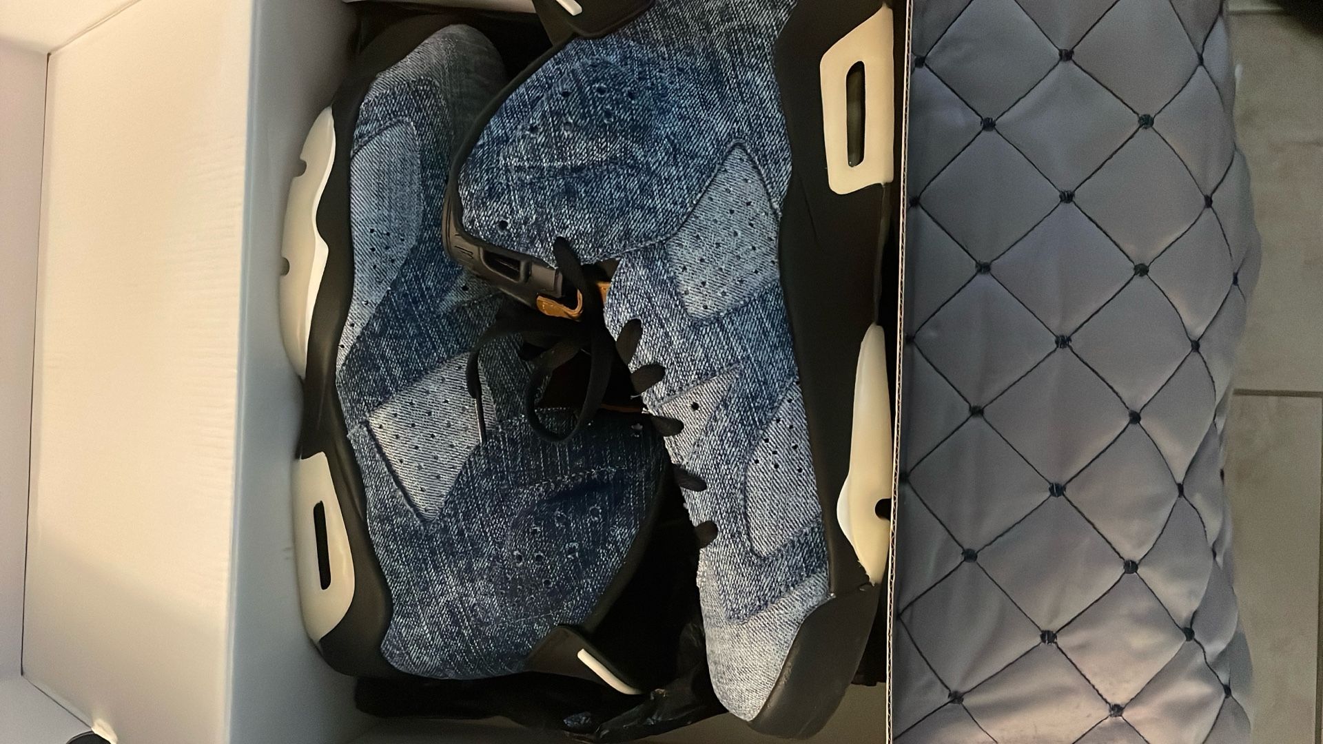 Nike Air Jordan 6 Retro Mens Shoes Denim 