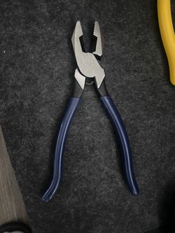 Brand New Klein Tools Pliers 