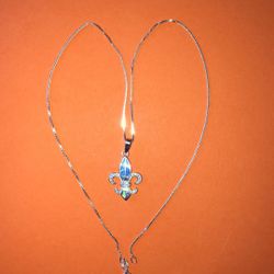 Austrian opal diamond silver necklaces brand new