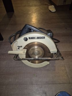 Black & Decker saw