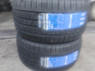 275 35 18 ( 2 NEW TIRES installed with balance
