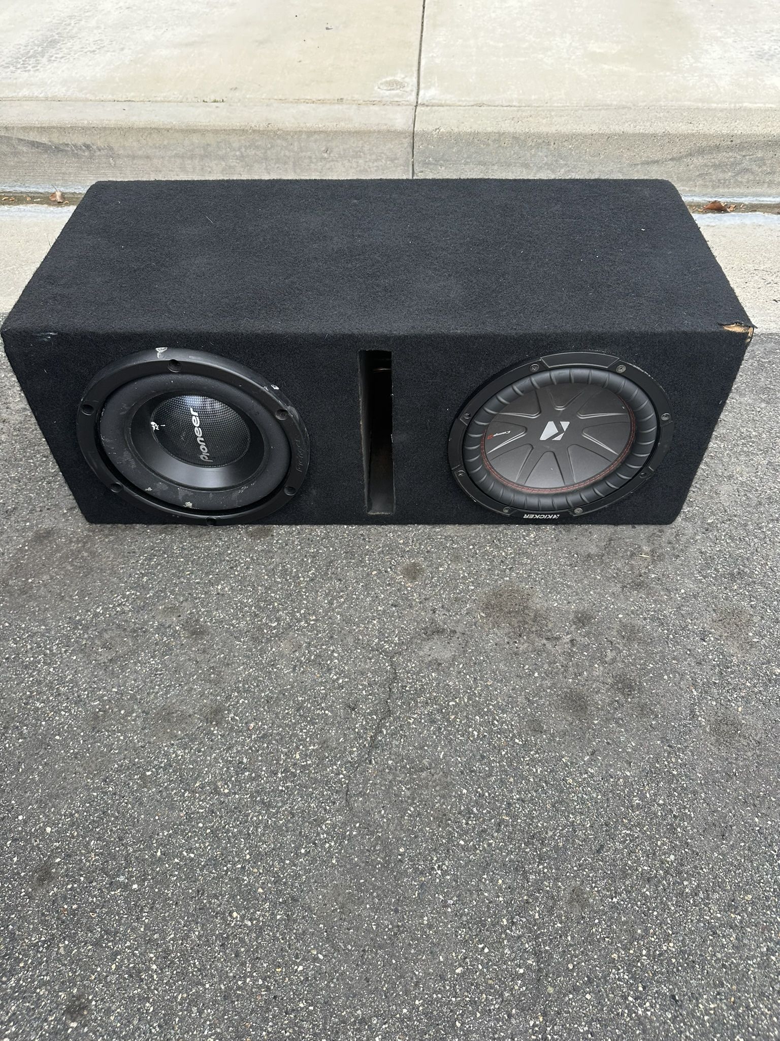 Comp R Subwoofer + Amp ( READ DESCRIPTION)