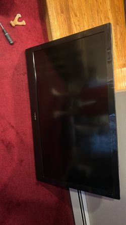 46 INCH INSIGNIA TELEVISION