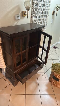 Free dresser