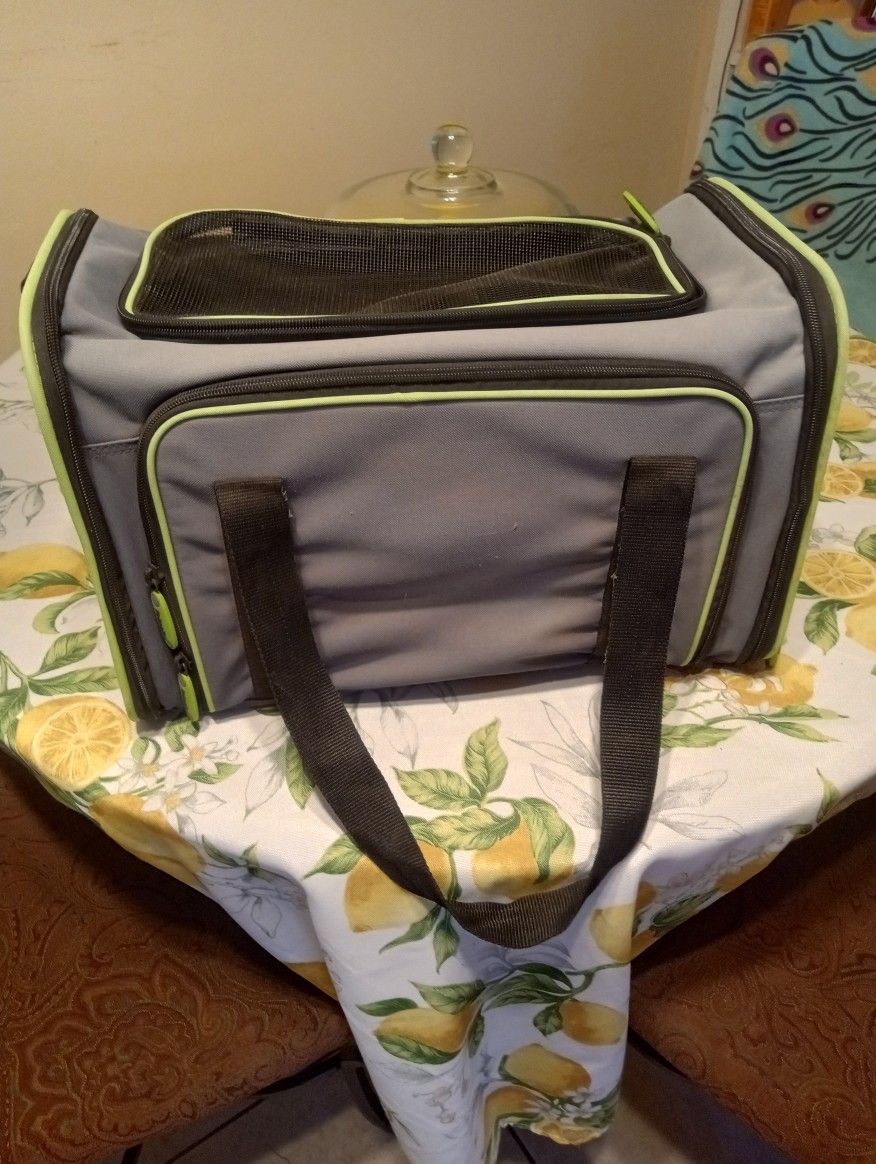 PetMate Small Animal Carrier