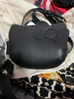 The Mini Hello Kitty Face Bag leather