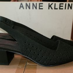 ANNE KLEIN BLACK SIZE 8