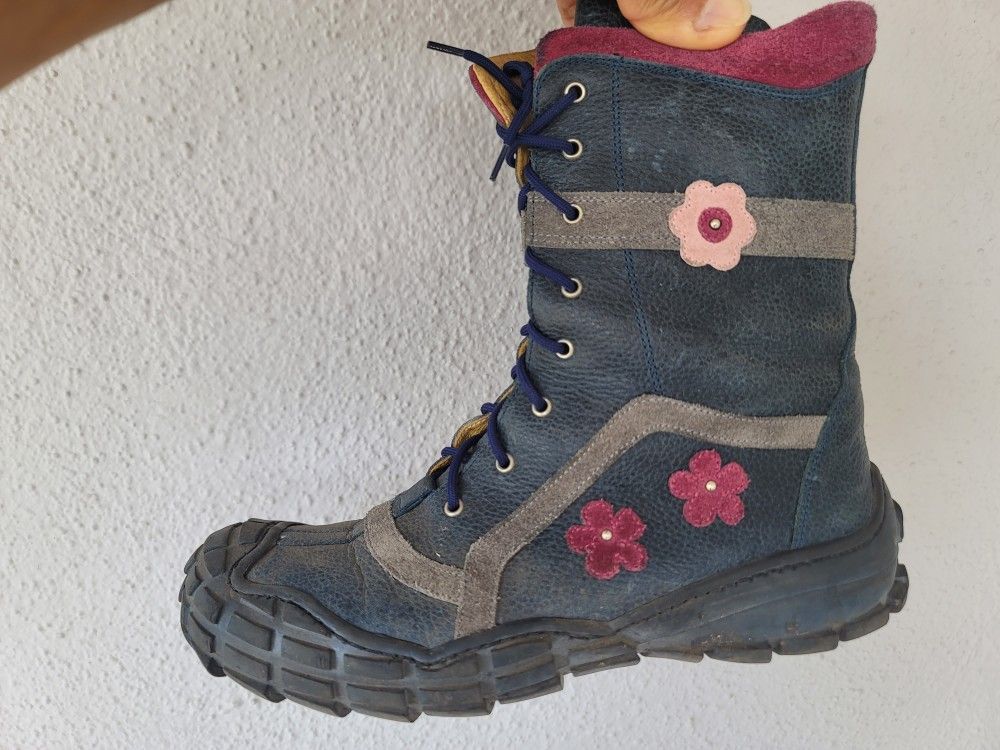 100% Real Genuine Lether Boots Size 8.5 Womens