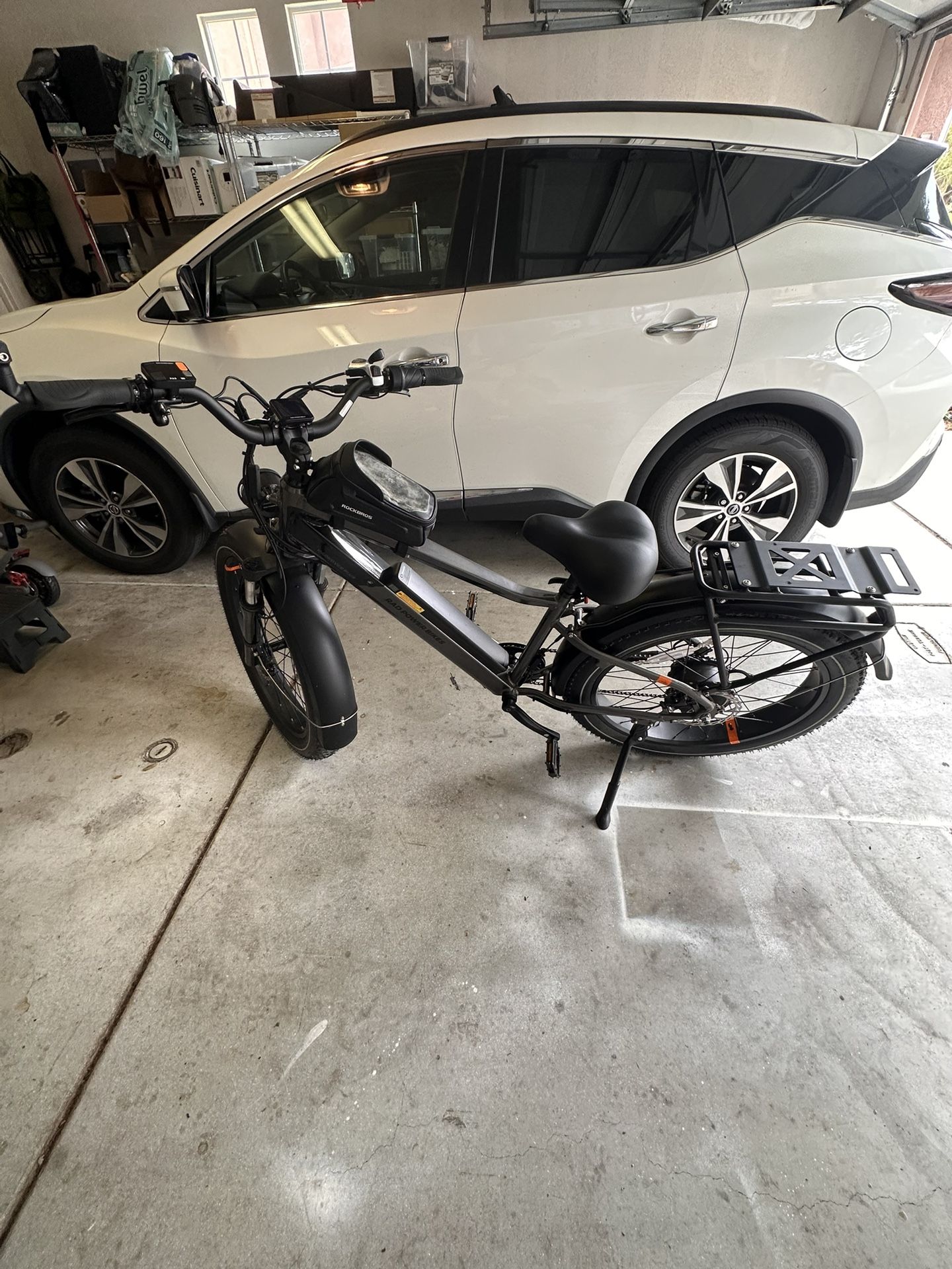 Rad Rover With Hollywood Bike Rack