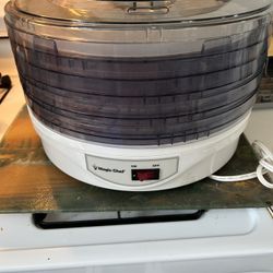Magic Chef Food Dehydrater