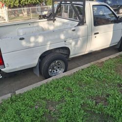  1988 NISSAN 