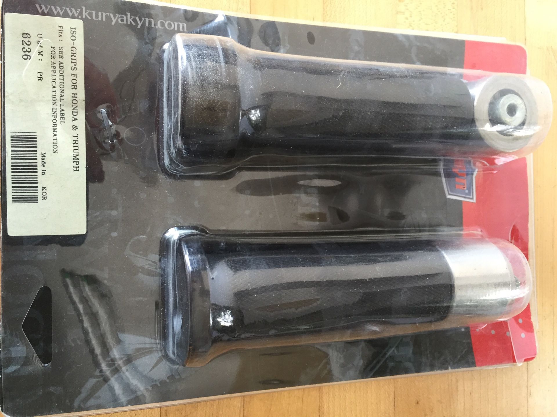 Triumph Rocket 3 OEM GRIPS and Heated Grips