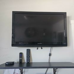 32" Tv W/ Stand