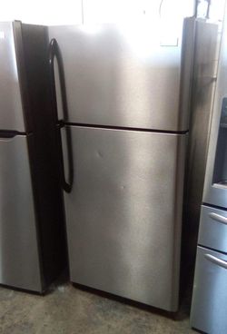 Frigidaire Top Mount Stainless Fridge
