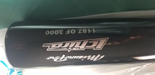 Mizuno Pro Ichiro Suzuki Baseball 3000 hit bat Limited Edition 1187 of 3000