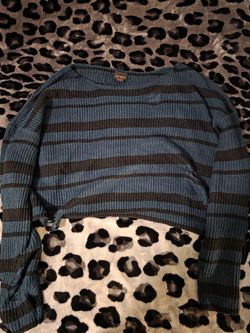 Dark Green & Black Destructed Knit Girls Crop Sweater