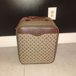 High Style Wig Case – Hairess