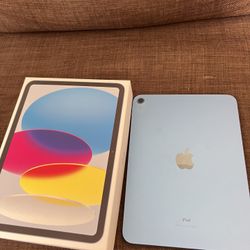 iPad  64 GB (10th Generation) 