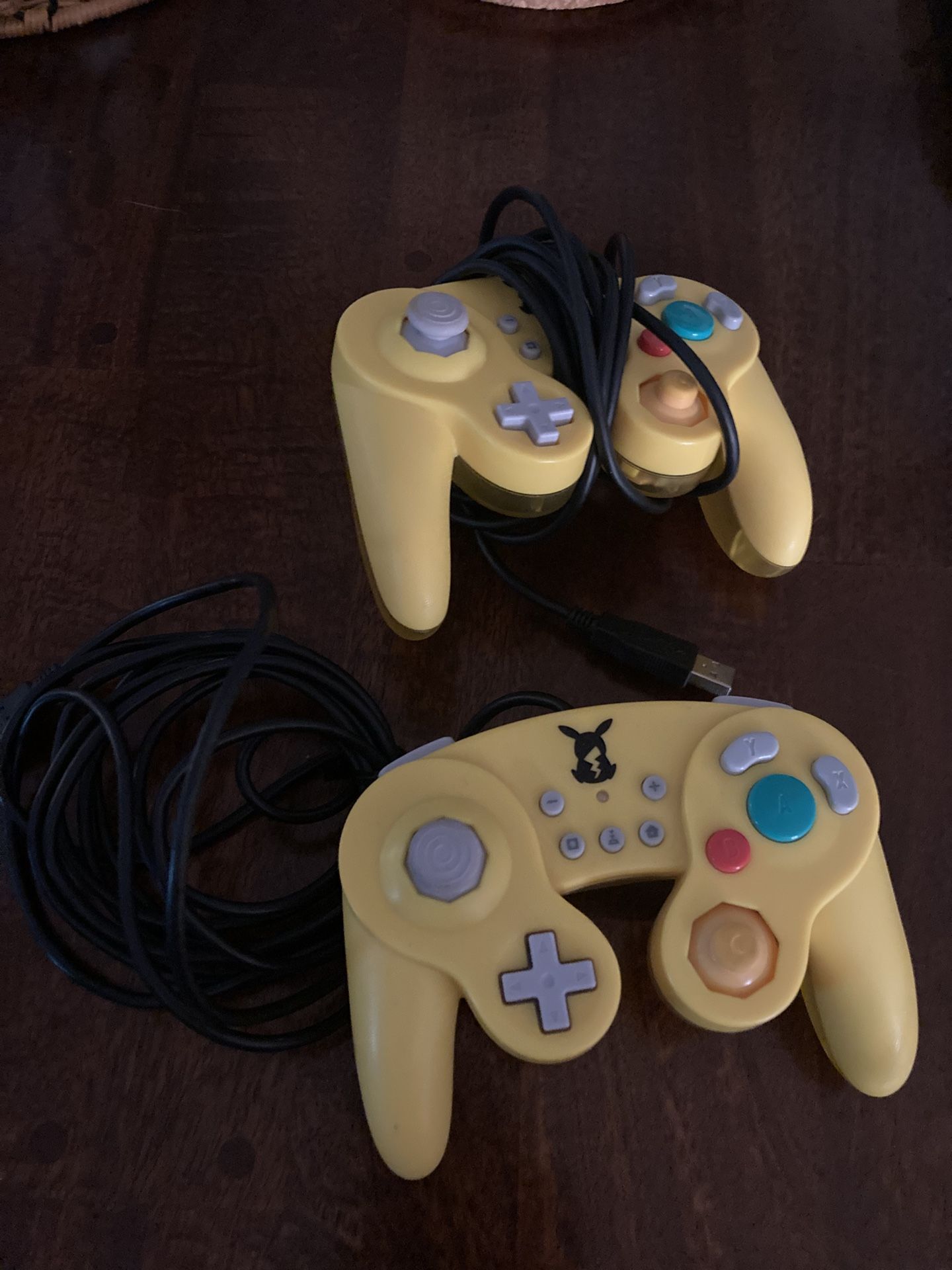 USB GameCube Pikachu Controllers
