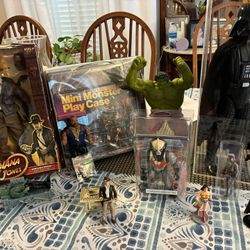 Lot Of 12 Vintage Toys & Collectibles