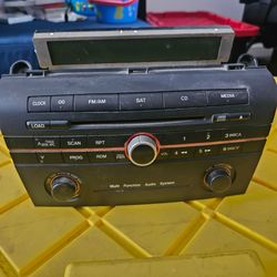 07 Mazda 3 radio