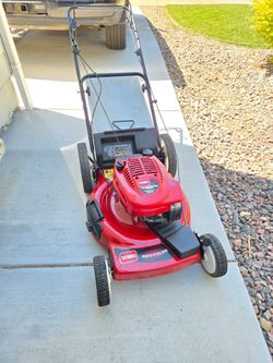 Toro Recycler 22" Front Drive Lawn Mower
