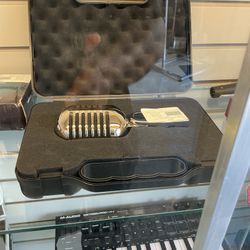 Microphone 