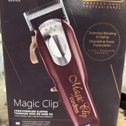 Pre-Owned Wahl Magic Clip Cord/Cordless Clipper - Red (8148)