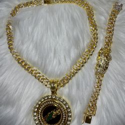 Saint Jude pendant necklace and bracelet set