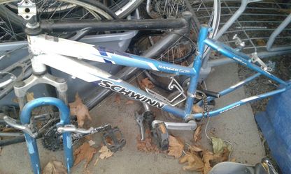 Schwinn Mtn bike