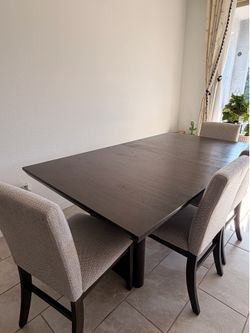 Ashley Furniture Dining Set – Espresso Extension Table, 4 Chairs & Bench (Like New)
