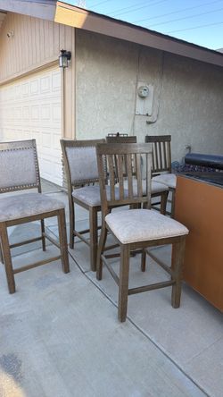 Set of 5 Counter Height Bar Stools