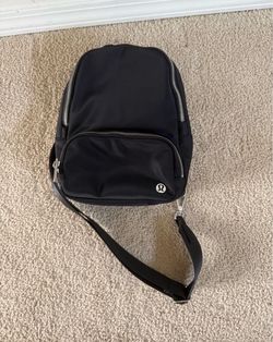 Lululemon Black Crossbody Sling Bag 4.2L