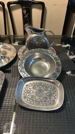 Vintages wilton Ametale set of 8pcs