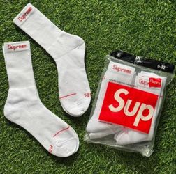 Supreme crew socks sizes 6-12