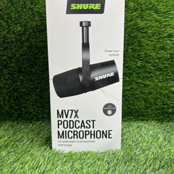 Shure MV7X XLR Podcast Microphone XLR Output