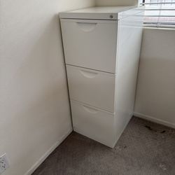 White Metal 3 Drawer Filing Cabinet with Hanging File Folders Very Good Condition No Key