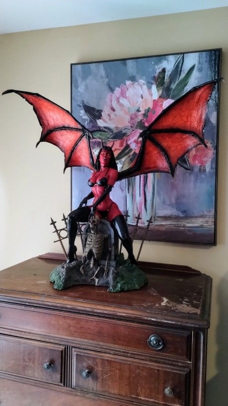 Dynamite Purgatori Statue