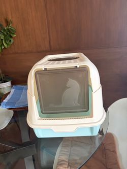 cat covered litter box