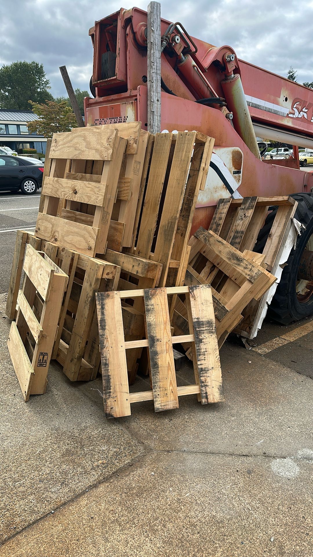 Free Pallets
