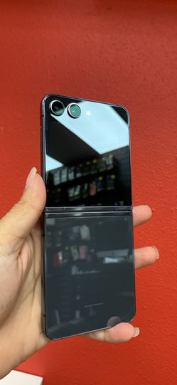 Flip 5, 256gb  Unlocked