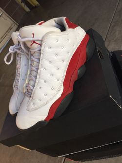 Jordan 13 cherry size 9