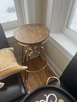 Adjustable High Quality Stool / End Table (Single)